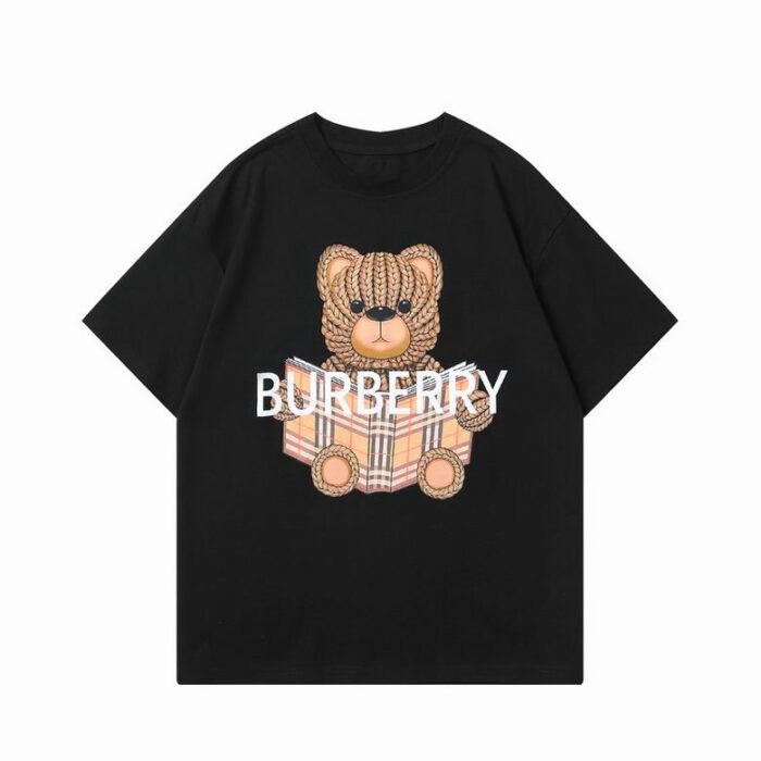 Tricou