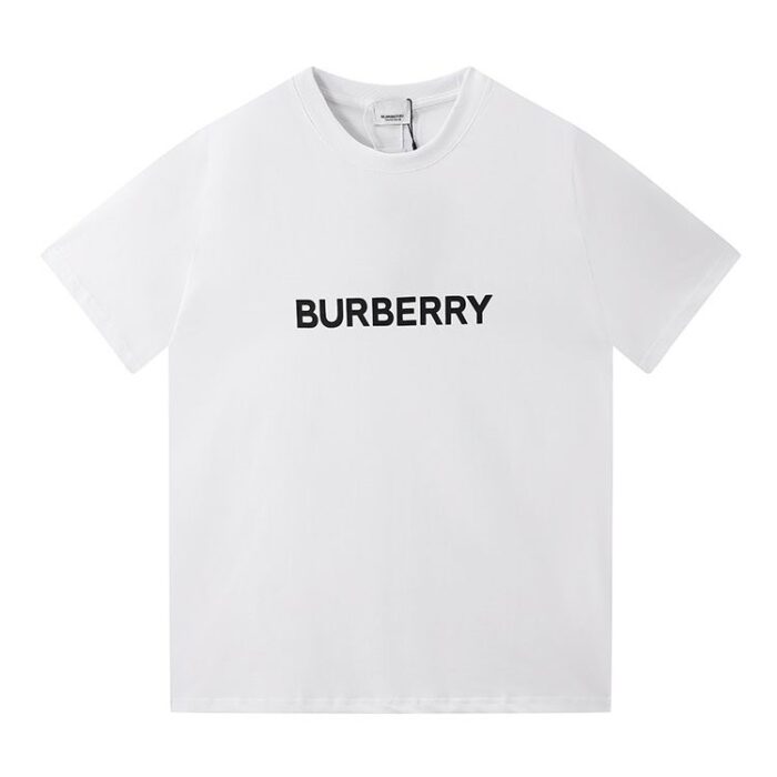 Tricou