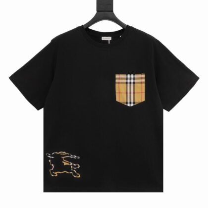 Tricou
