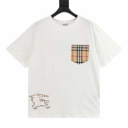 Tricou
