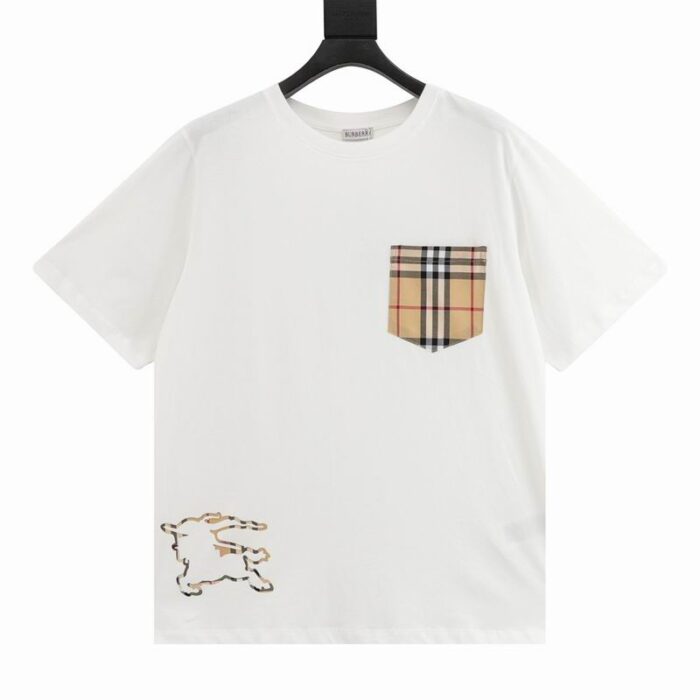 Tricou