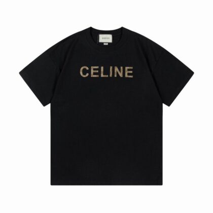 Tricou