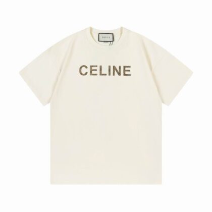 Tricou