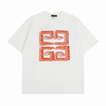 Tricou