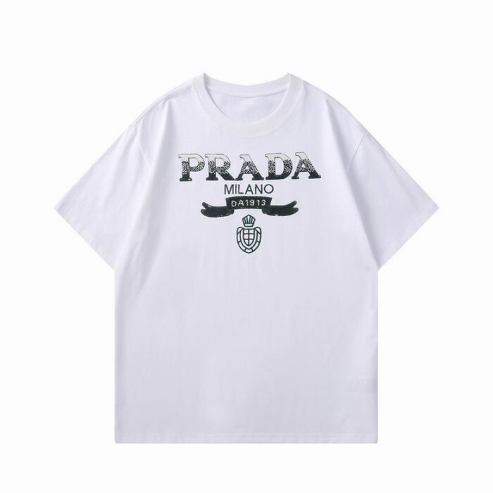 Tricou