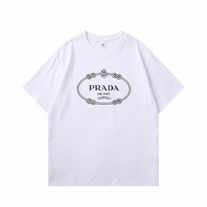 Tricou
