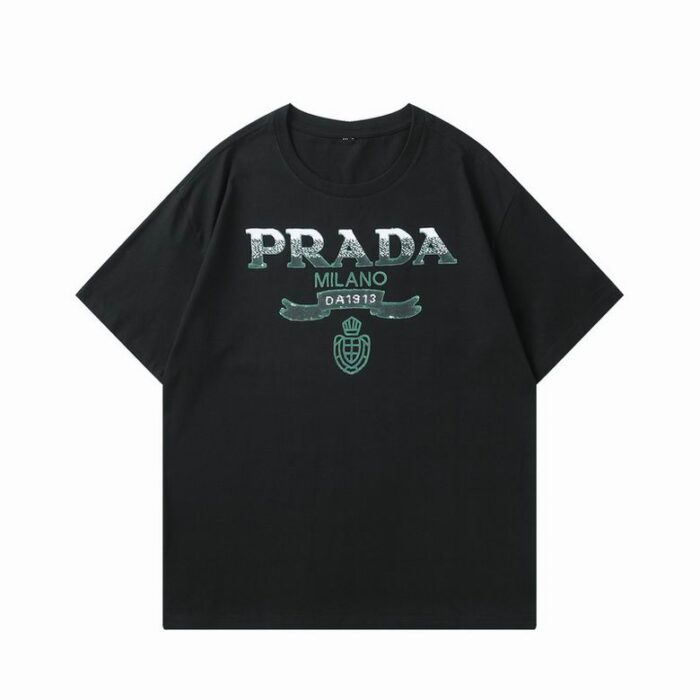 Tricou