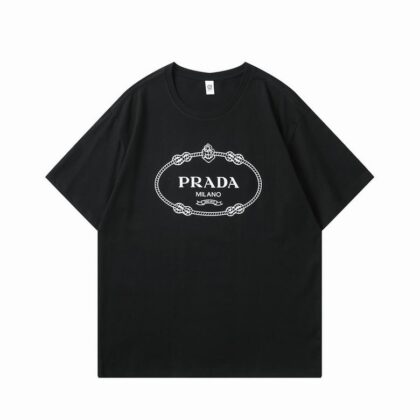 Tricou