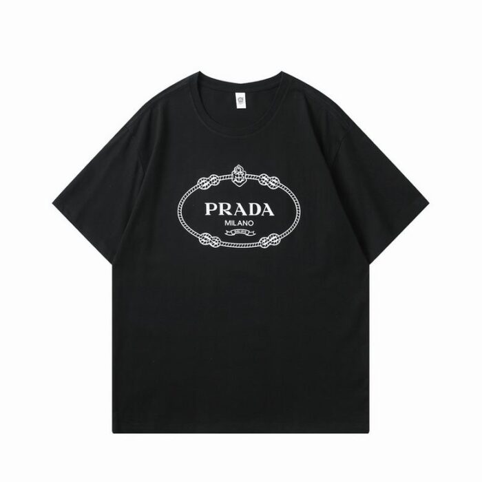 Tricou